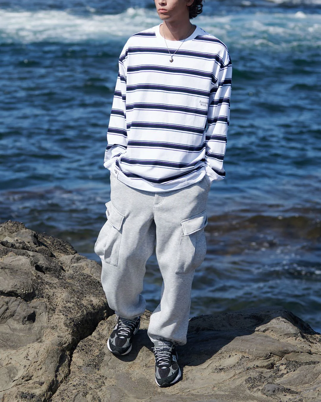 Contrast Border T-shirt LT071