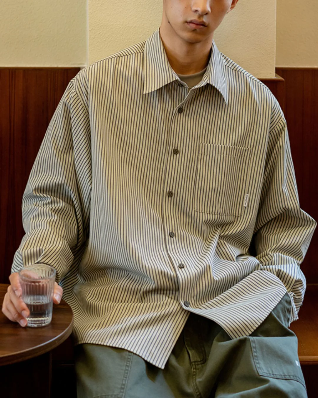 シャツ