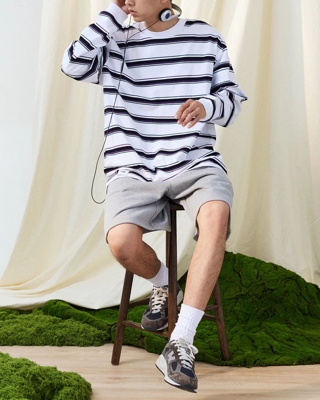 Contrast Border T-shirt LT071