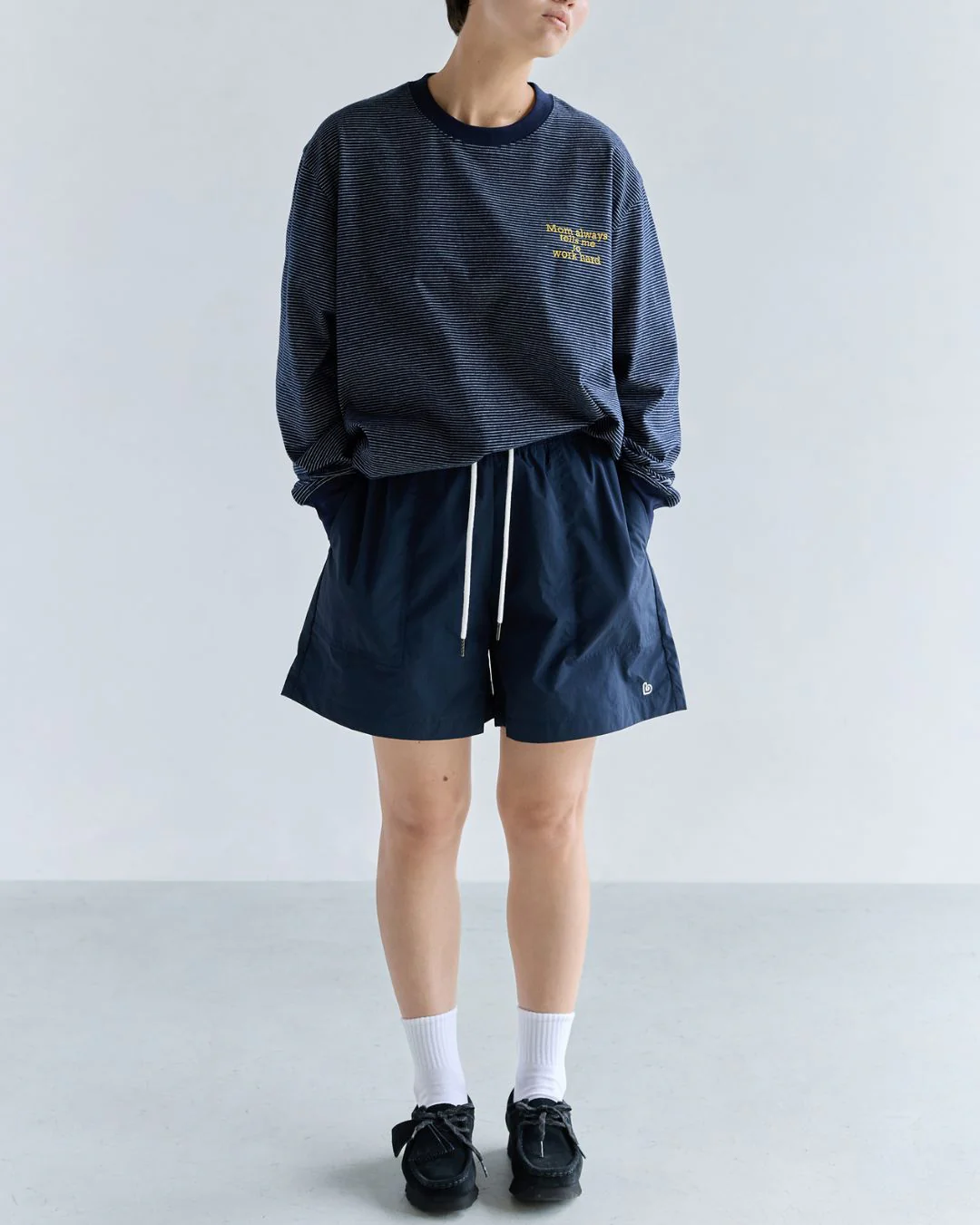 Back Logo Border T-shirt LT077