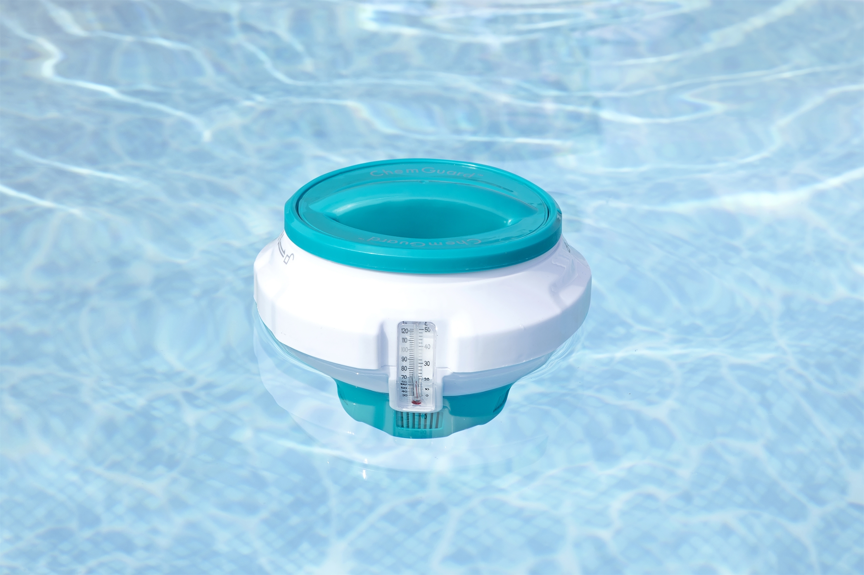Chemikalienschwimmer mit ChemGuard Schutz