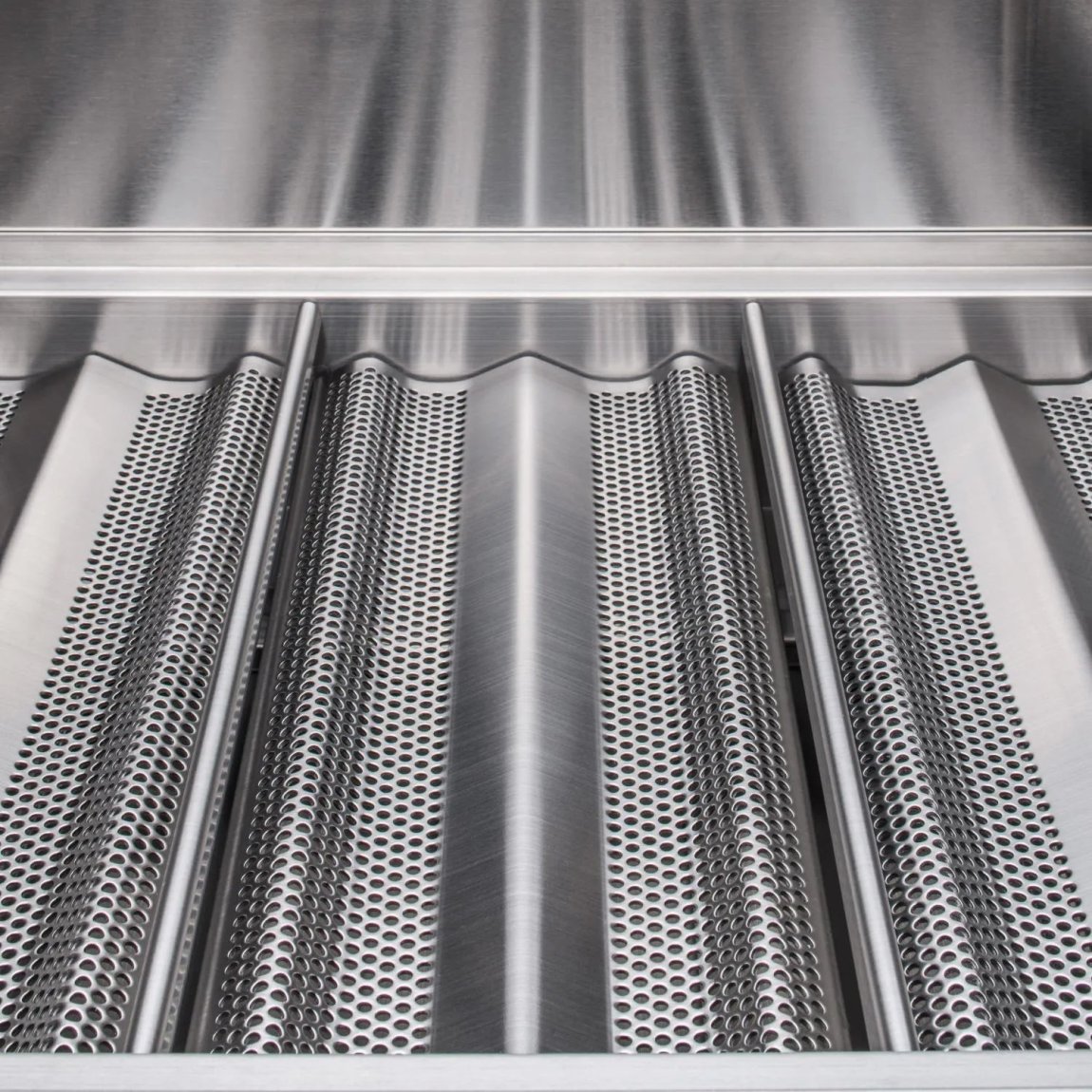 Blaze Prelude LBM 32-Inch 4-Burner Natural Gas Grill - BLZ-4LBM-NG