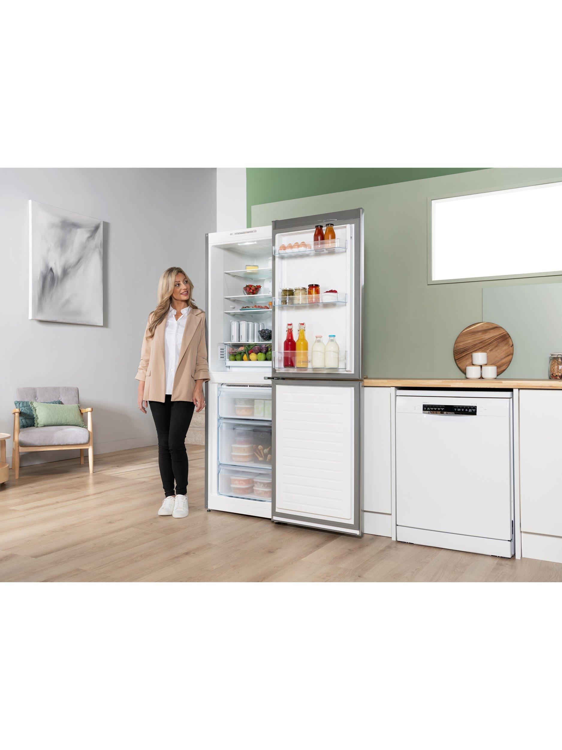 Bosch KGN34NWEAG Freestanding 297L 50/50 No Frost Fridge Freezer