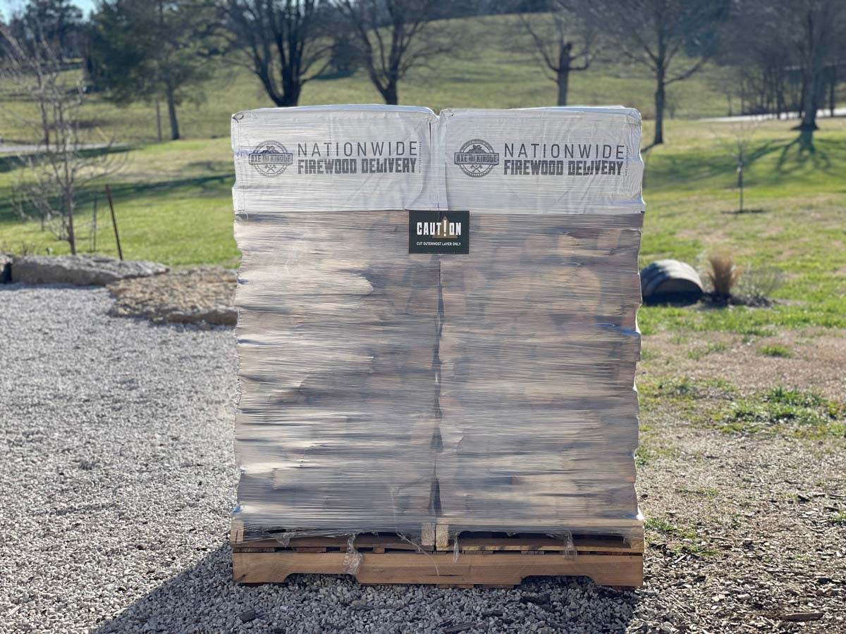 AXE AND KINOLE 4-Stack | Mixed Hardwood Firewood