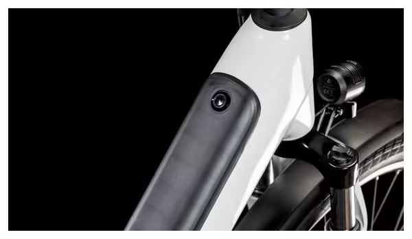 Cube Touring Hybrid One 500 Easy Entry Electric Hybrid Bike Shimano Cues 9S 500 Wh 700 mm Cotton White Grey 2025