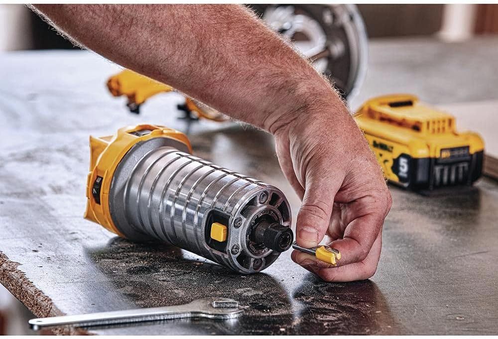 DEWALT DCW600B 20V Max XR Compact Router