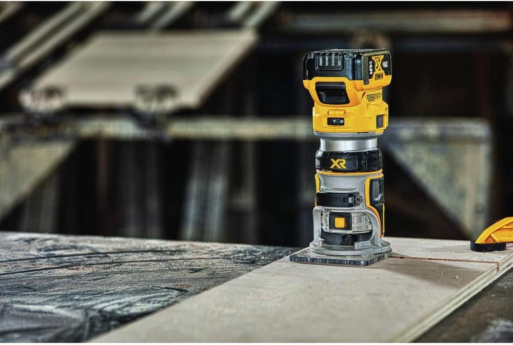 DEWALT DCW600B 20V Max XR Compact Router