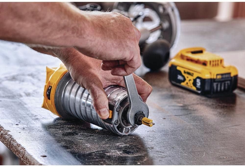 DEWALT DCW600B 20V Max XR Compact Router