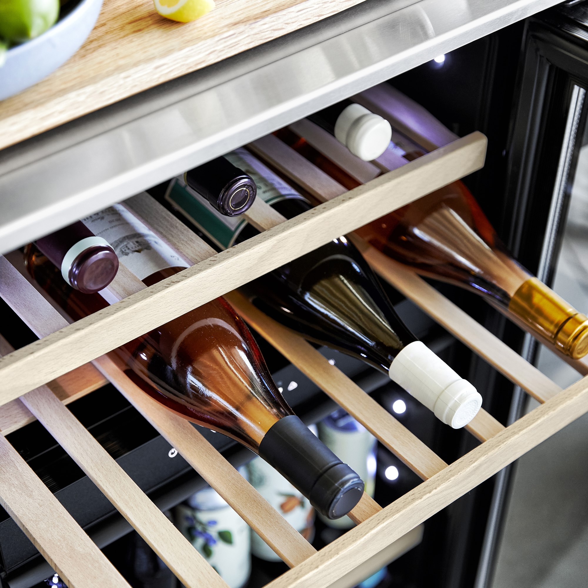 MoBar 550S Outdoor Mobile Bar Cart