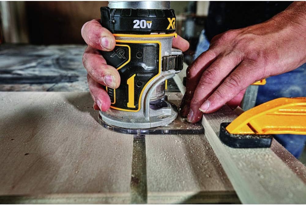 DEWALT DCW600B 20V Max XR Compact Router