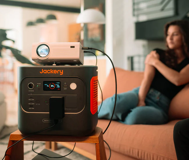Jackery Explorer 2000 v2 Portable Power Station