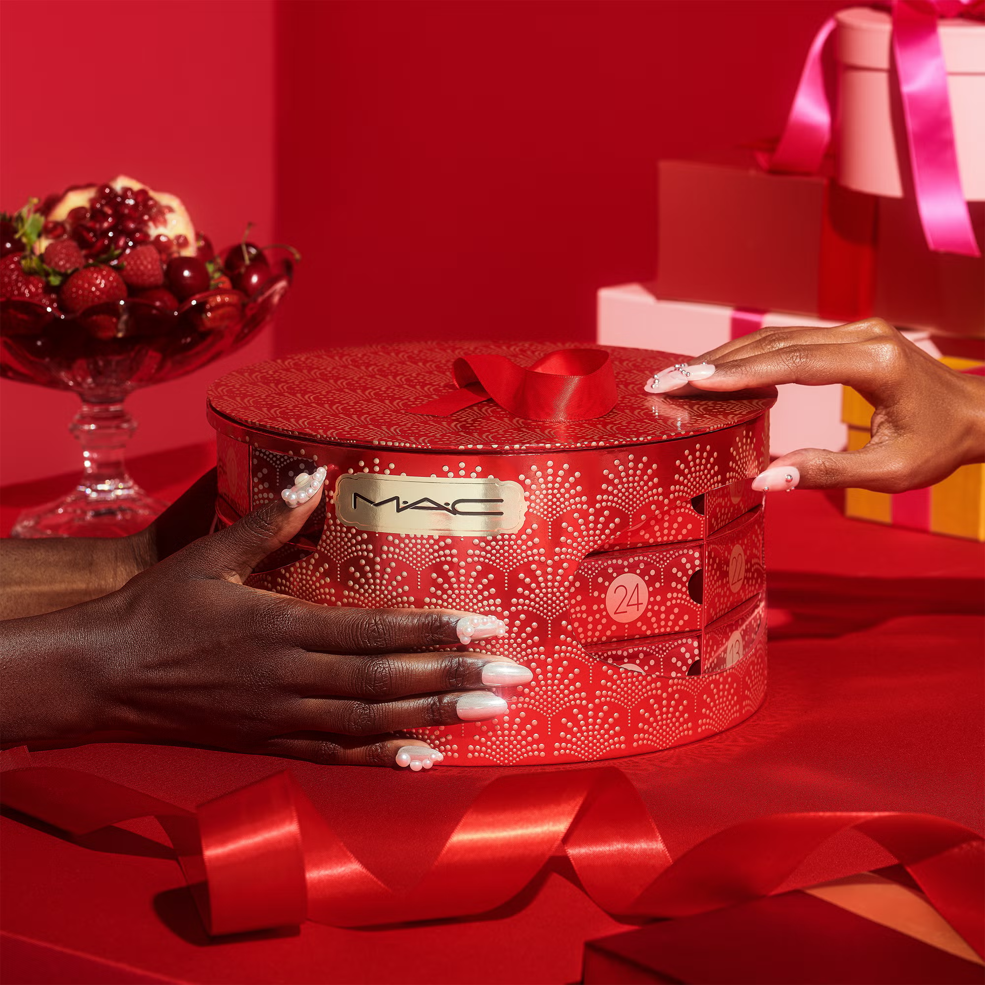 MAC Bursting with Surprises Advent Calendar