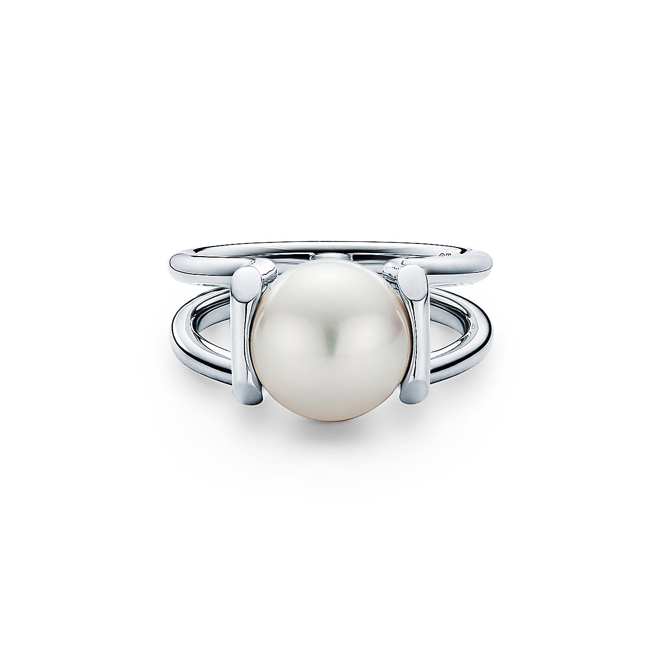 Tiffany & Co. HardWear Freshwater Pearl Ring in Sterling Silver