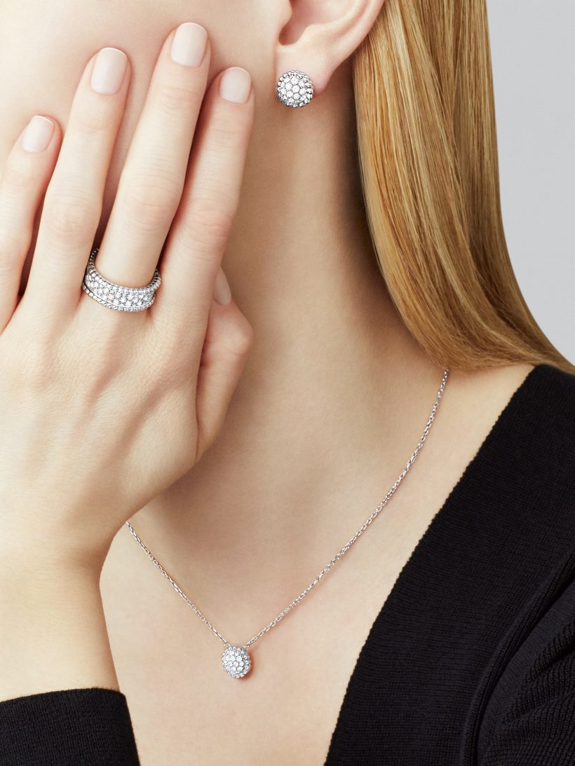 Van Cleef & Arpels Perlee diamonds earrings