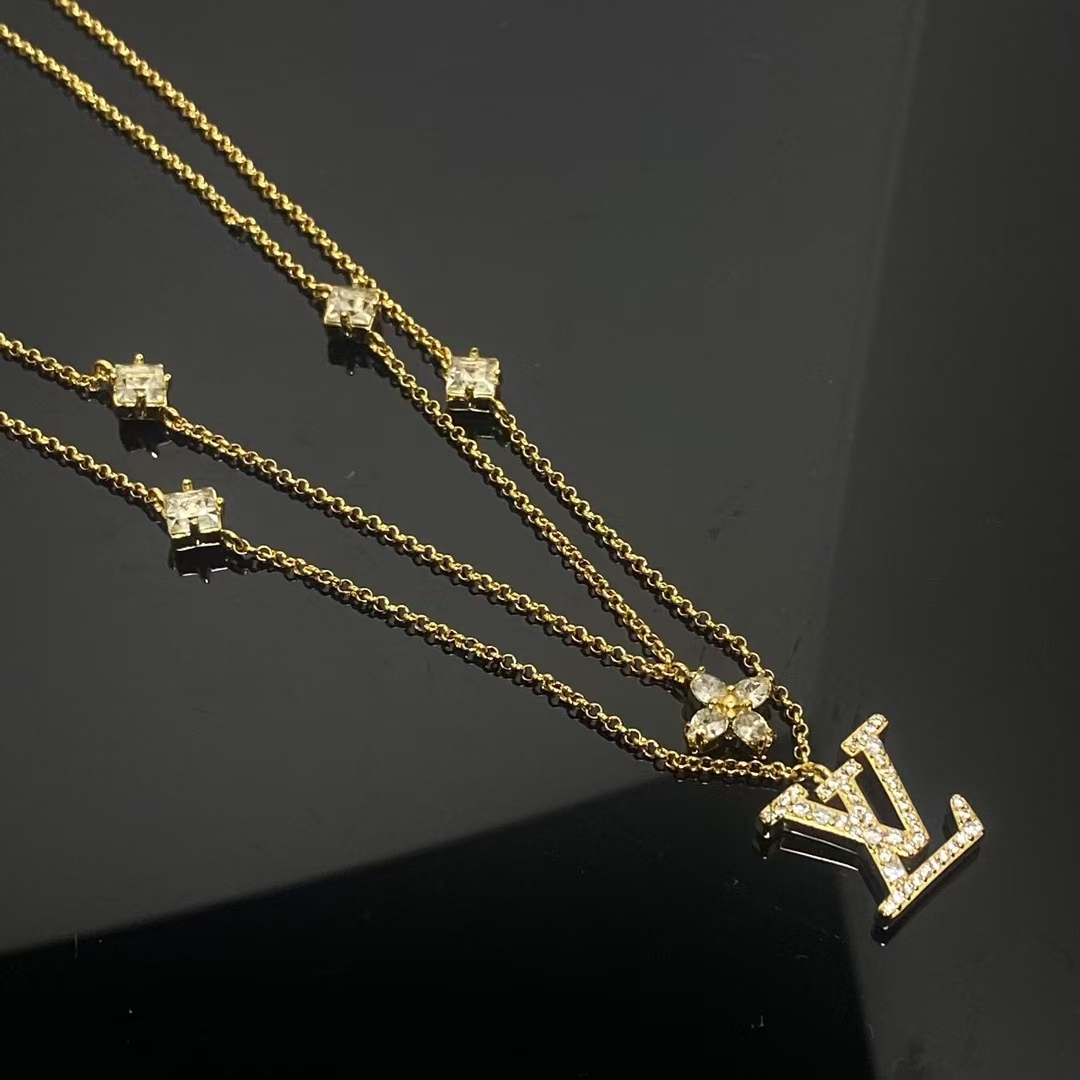 Louis Vuitton Lady Necklace