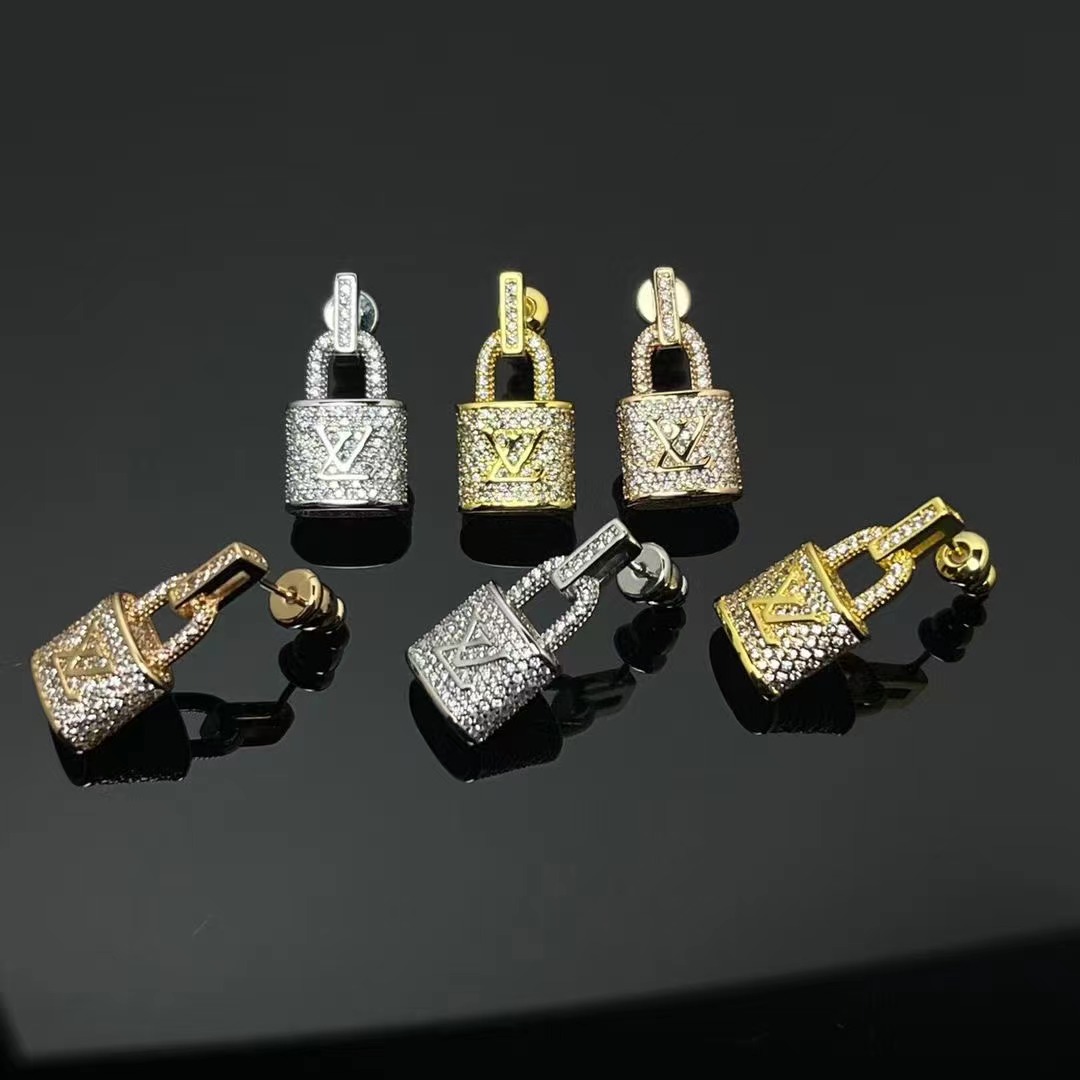 Louis Vuitton Lock It Padlock Pendant, White Gold and Pavé Diamond