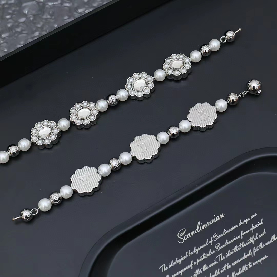 Louis Vuitton Silver Flower Brass Glass Bead Bracelet