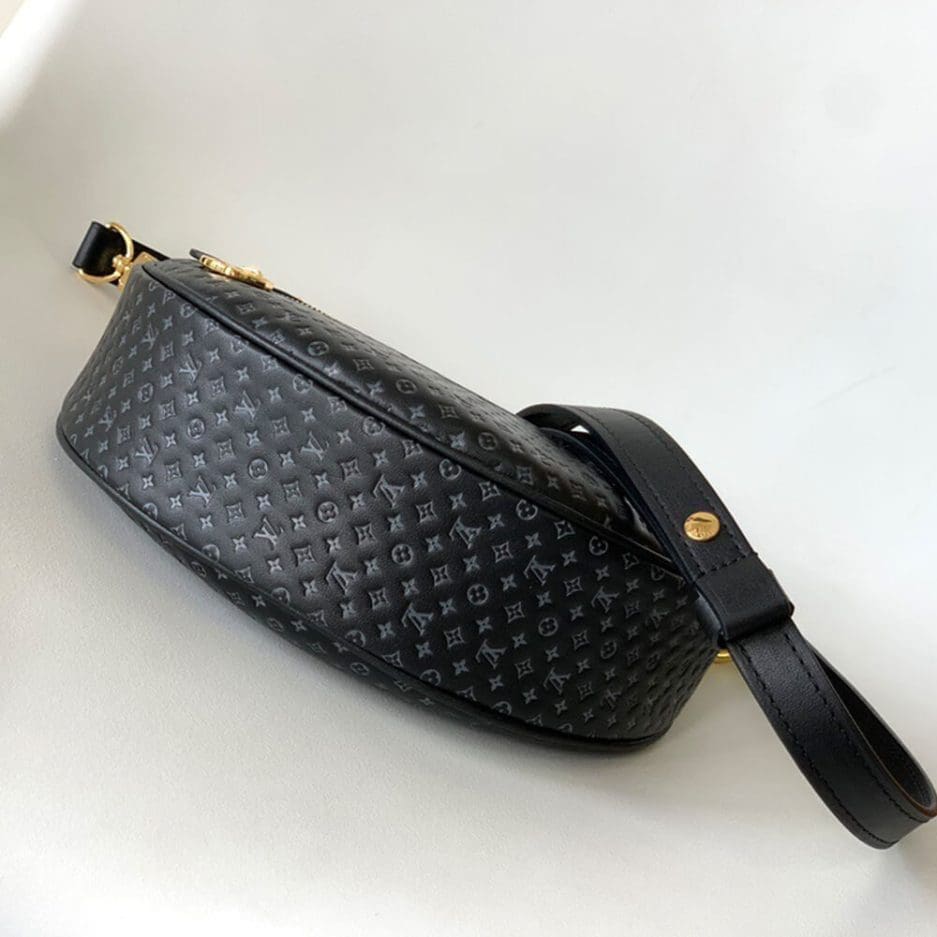 Louis Vuitton Loop M22591