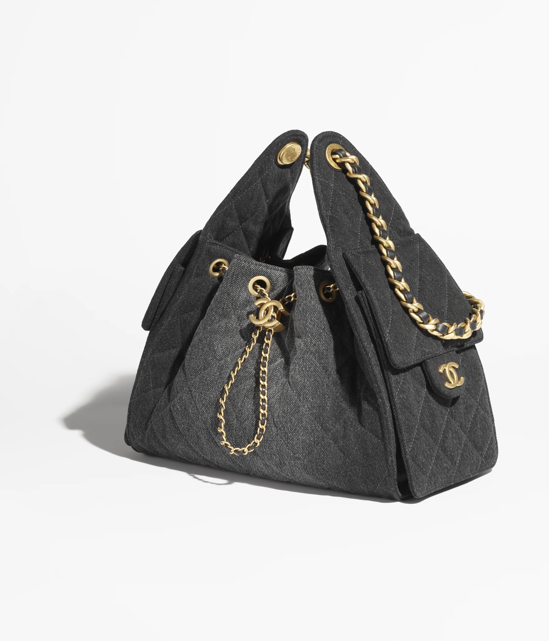 CHANEL 25 small bag(black)