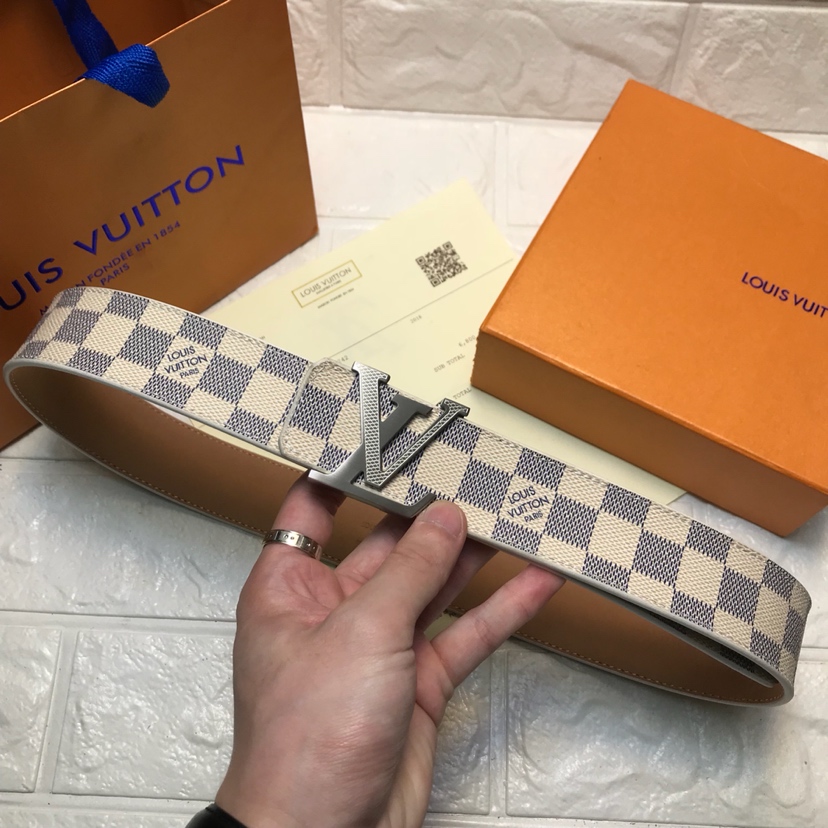 Louis Vuitton INITIALES 35MM REVERSIBLE BELT