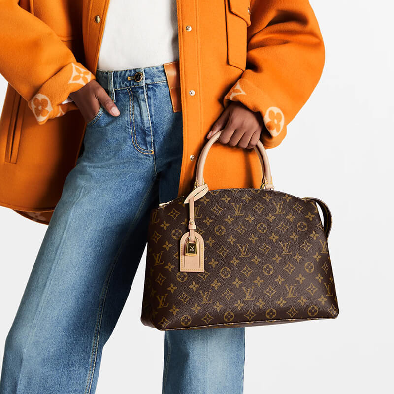 Louis Vuitton Grand Palais M45898