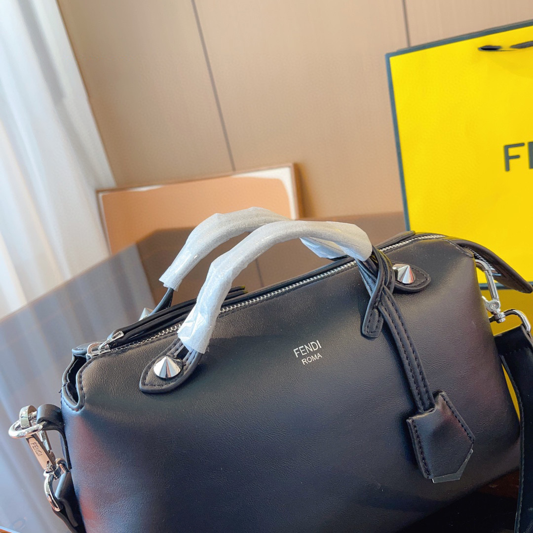 Fendi By The Way Medium