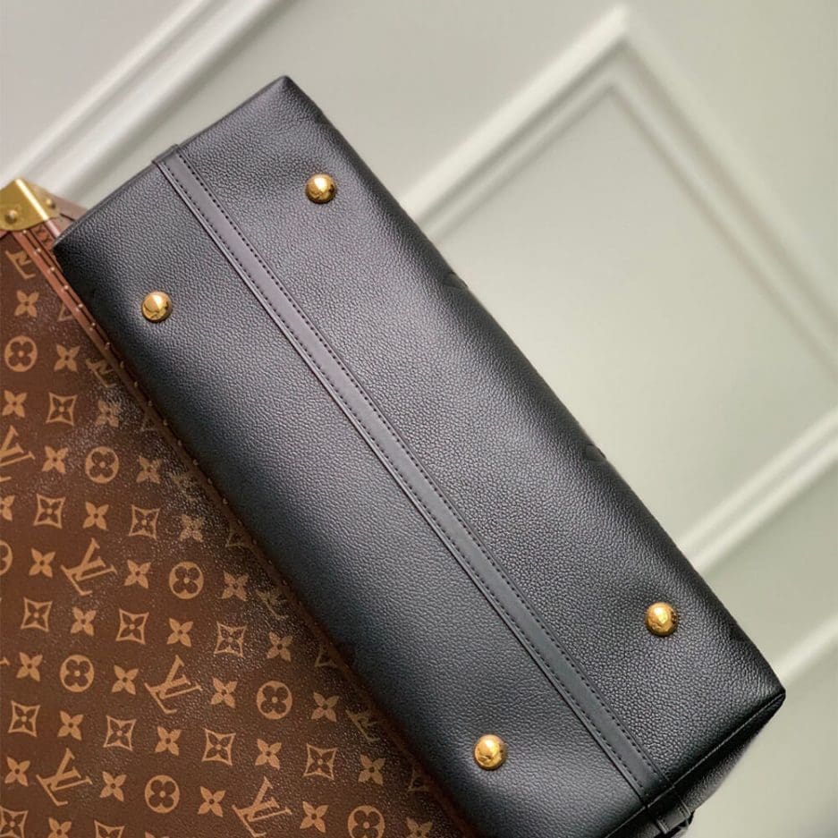 Louis Vuitton Carryall MM M46289