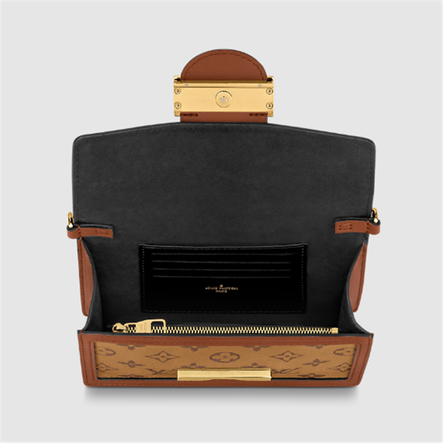 DAUPHINE CHAIN WALLET