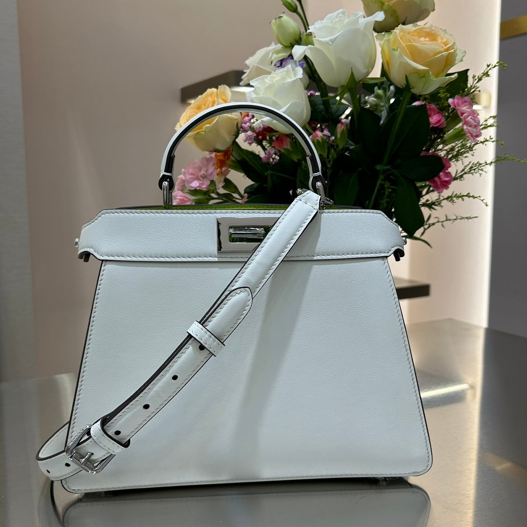 Fendi Peekaboo Medium iseeu Bag