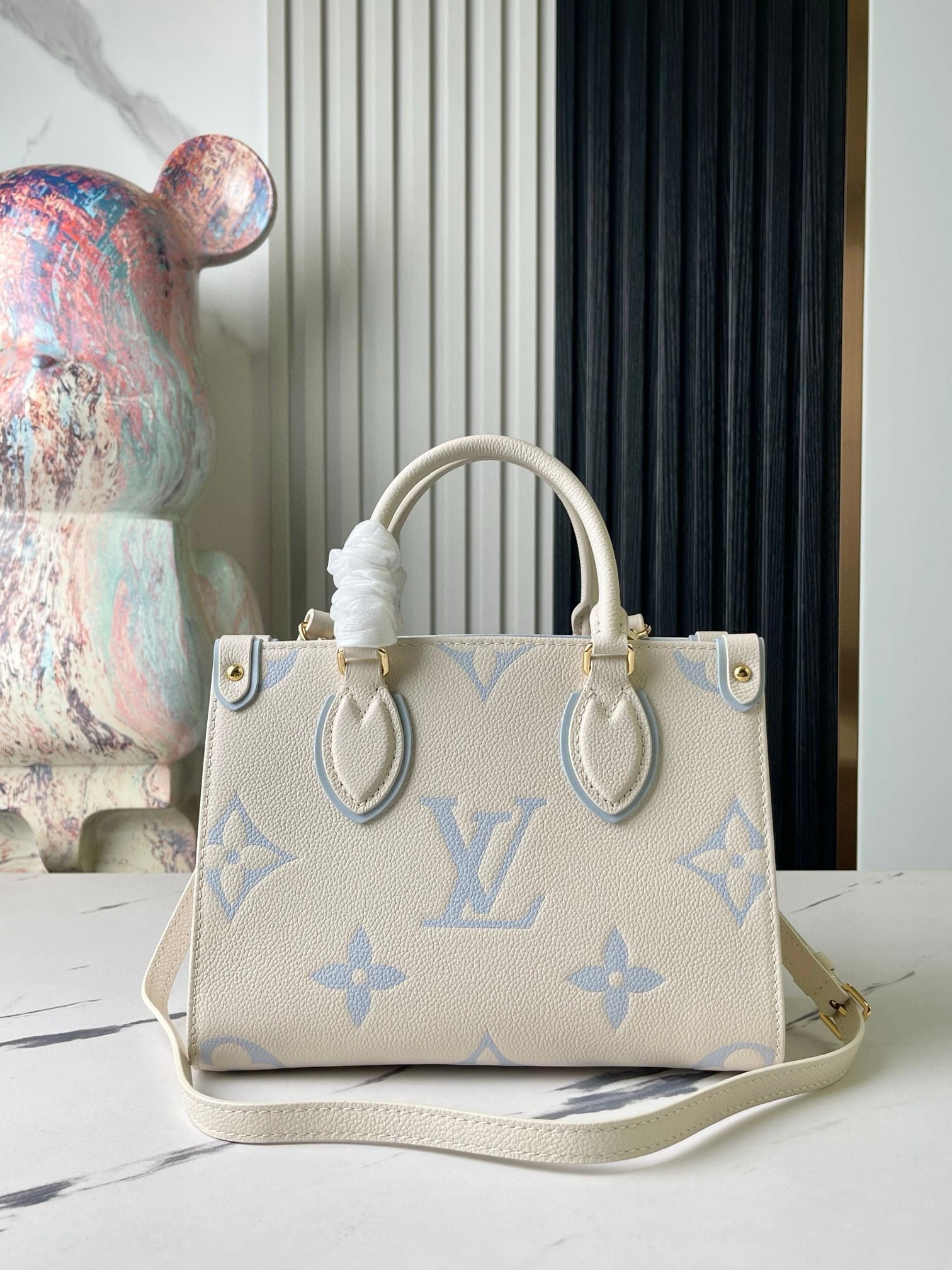 Louis Vuitton OnTheGo PM M46833