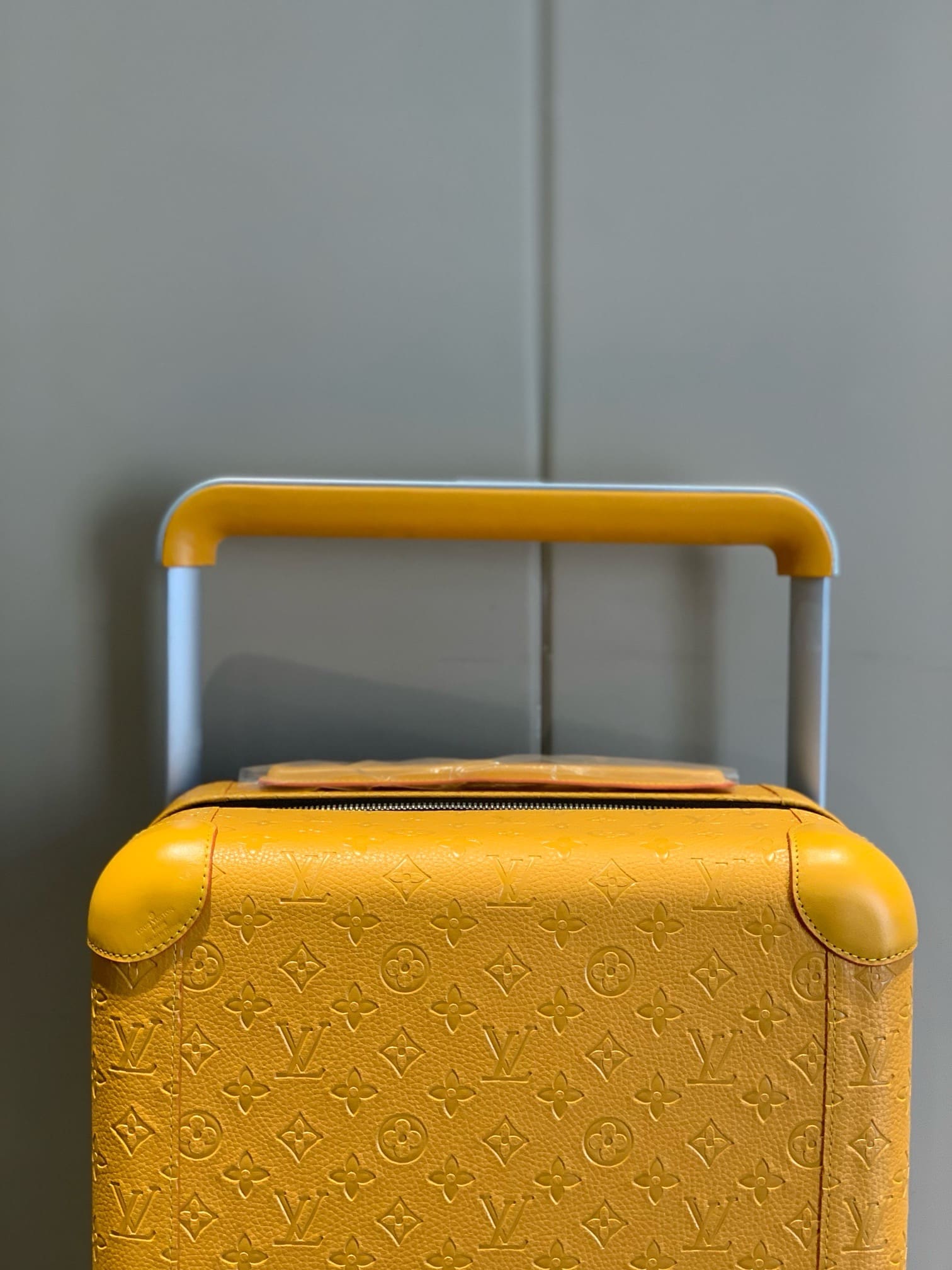 Louis Vuitton M23630 Horizon 55