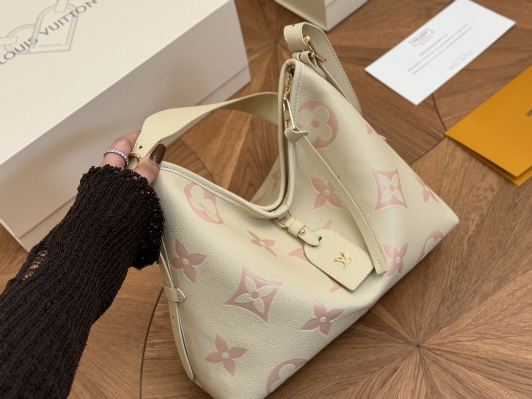 Louis Vuitton M24141 CarryAll PM