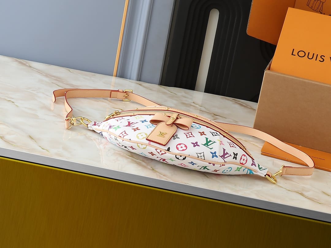 Louis Vuitton M13660 LV X TM High Rise