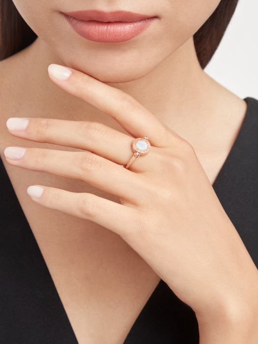 Bulgari ring with double-sided gemstones