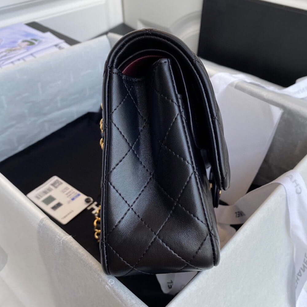 Chanel Classic Handbag Lambskin & Gold Metal A01112