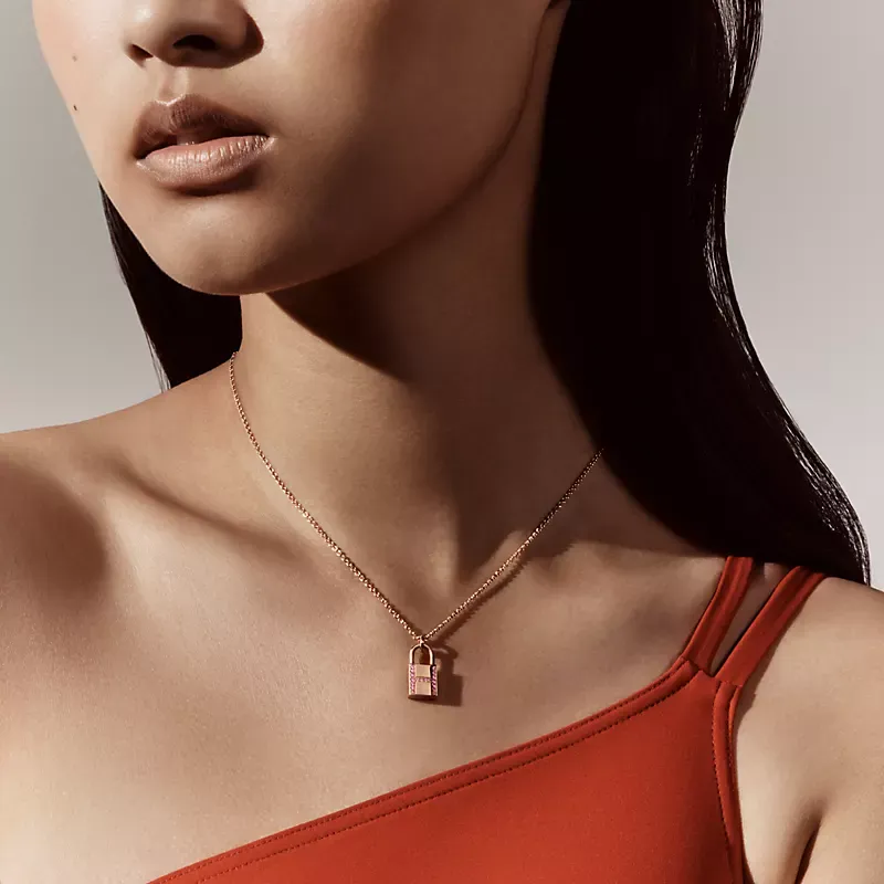 Hermes Kelly Cadenas pendant