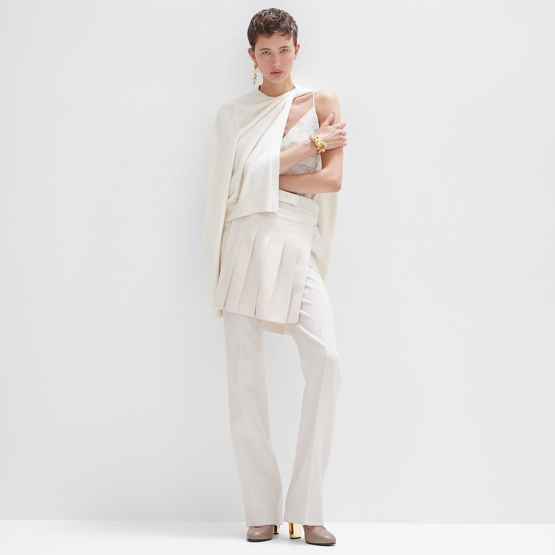 Fendi Forever earrings