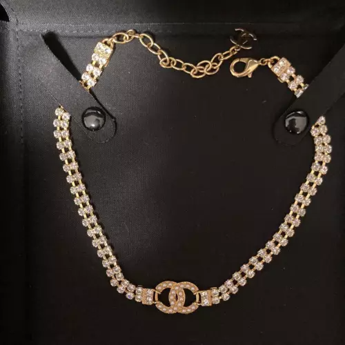 CC logo choker necklace gold pearls rhinestones