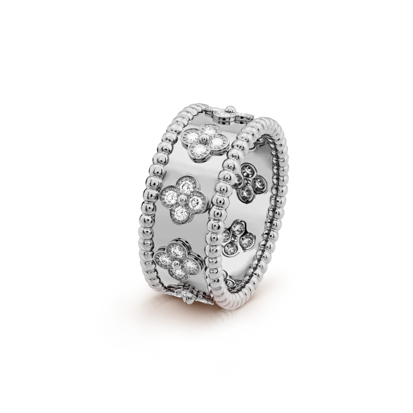 Van Cleef & Arpels Perlee clovers ring, medium model
