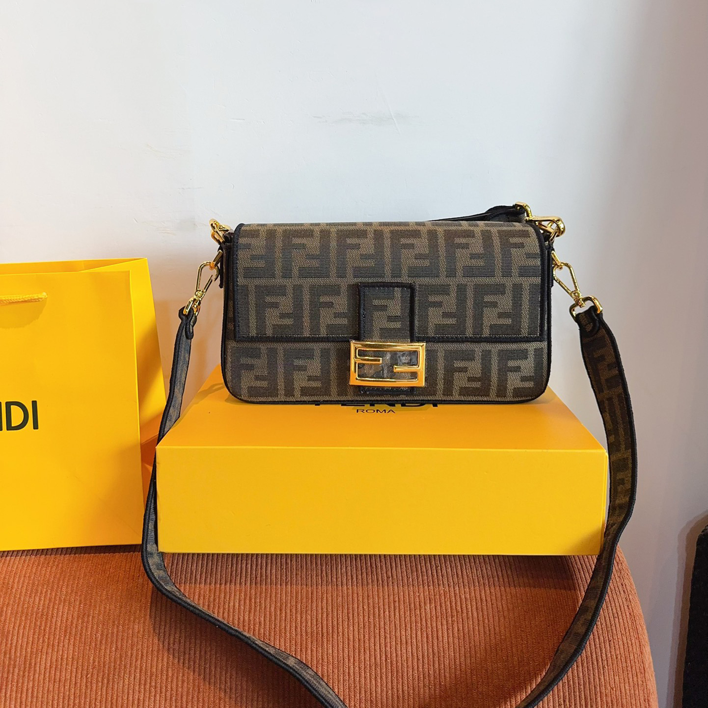 Fendi Baguette Medium