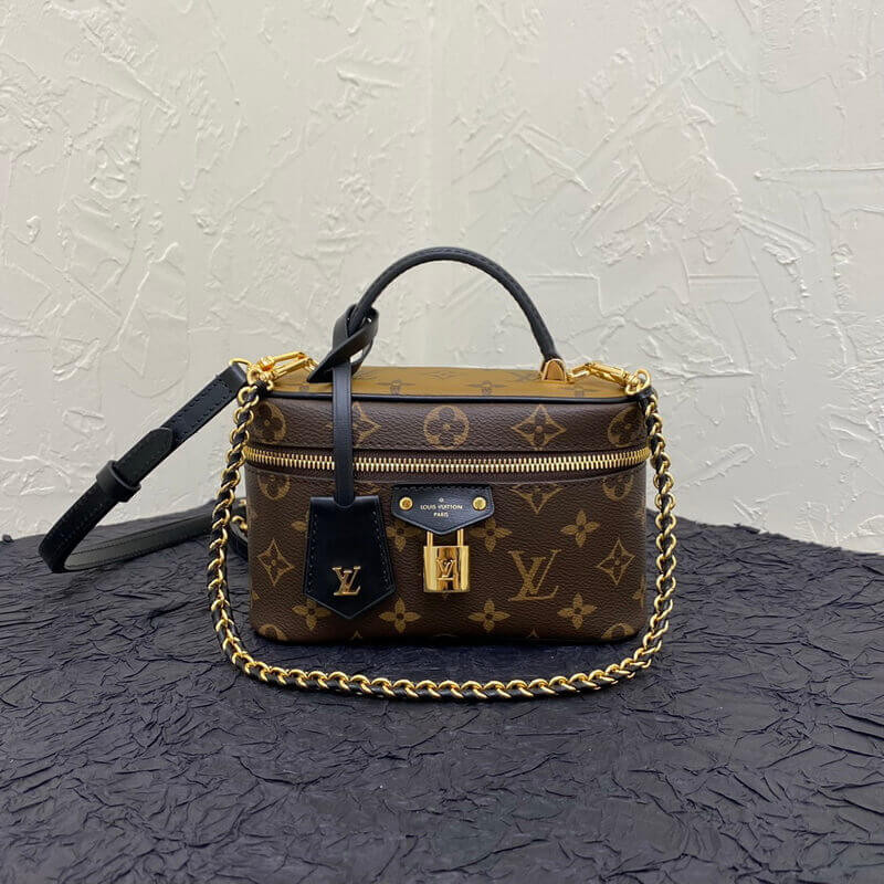 Louis Vuitton Vanity Chain Pouch M47125