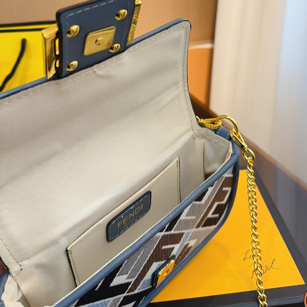 Fendi Baguette Mini