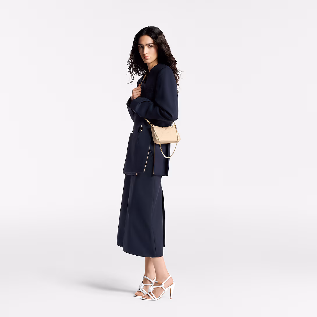 Easy Pouch On Strap M81066