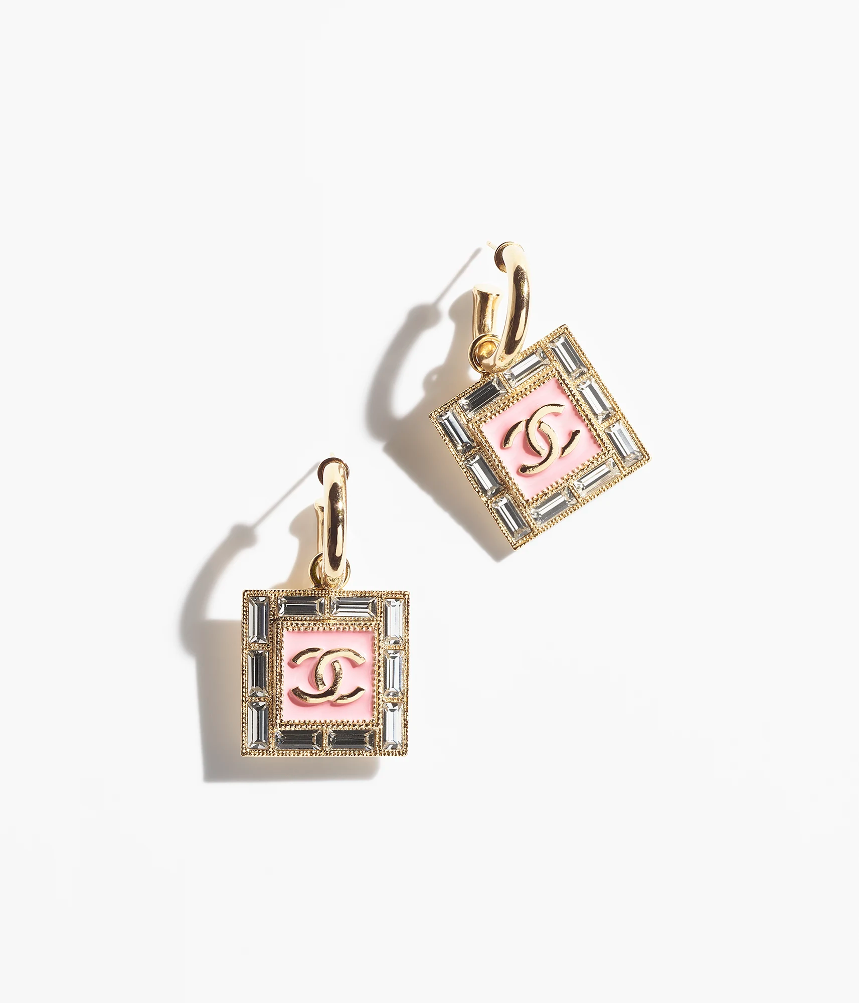 PENDANT EARRINGS