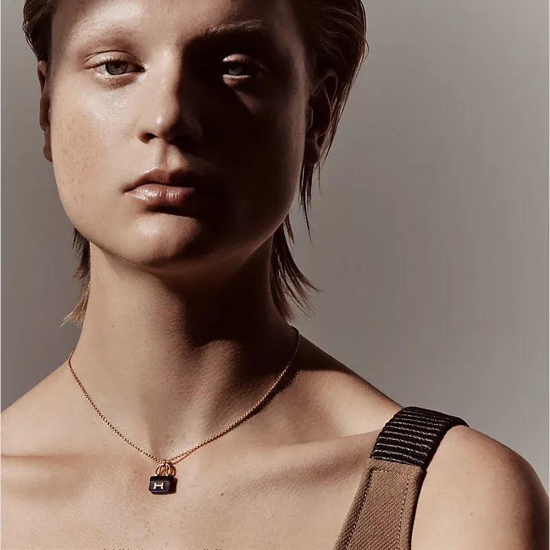 Hermes Amulettes Constance pendant