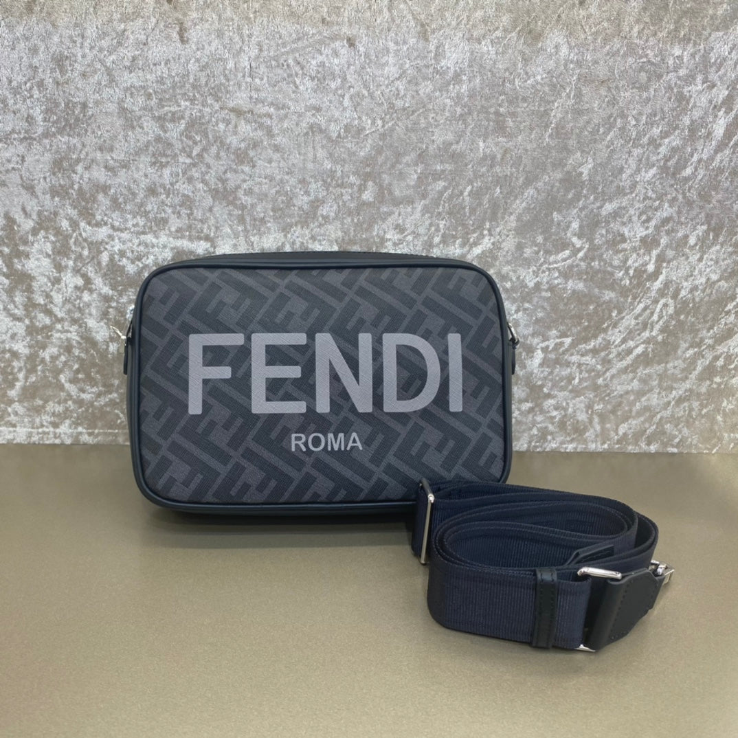 Fendi  Camera case Bag