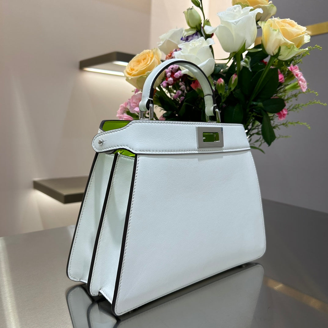 Fendi Peekaboo Medium iseeu Bag