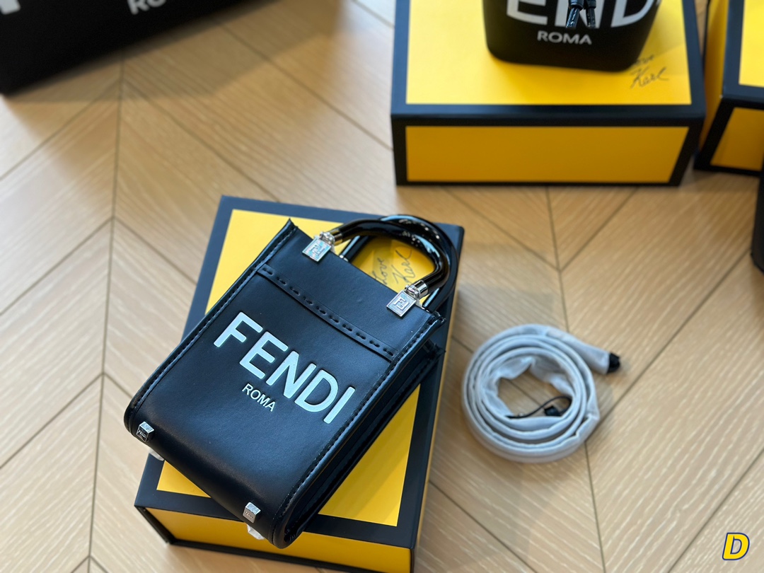 Fendi Mini Sunshine Shopper