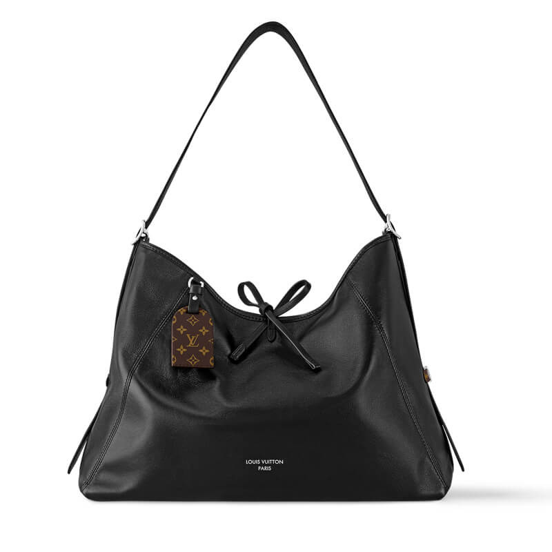 Louis Vuitton M25143 CarryAll MM