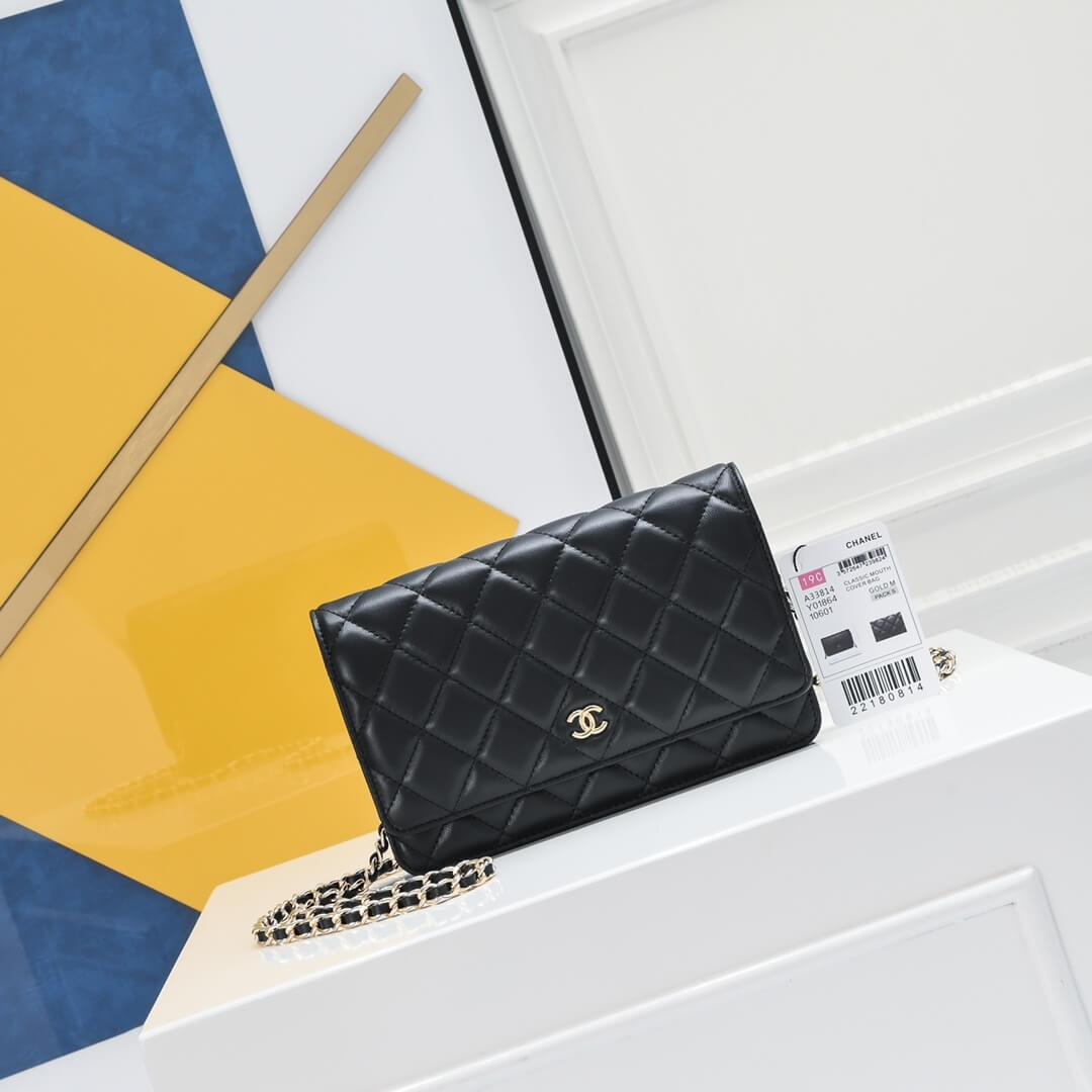 Chanel classic chain wallet